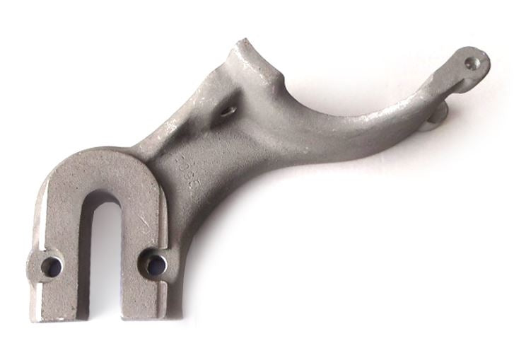 This Offenhauser cast aluminum bracket for 1949-53 Ford flathead V-8 mounts your factory OEM generator to the left or right side of your engine. DFW Speed Syndicate