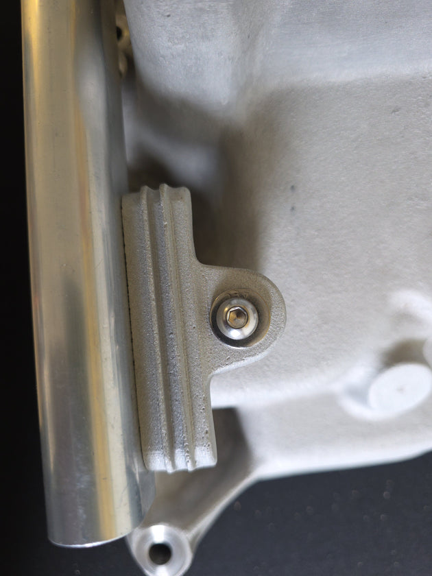 Offenhauser Ford 302 and VPI Intake and Fuel Rail Kit DFW Speed Syndicate